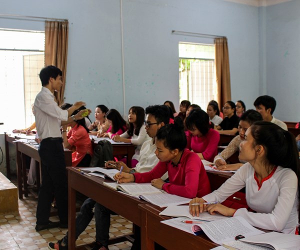 Chức danh khoa học ở Việt Nam: Để không còn “chiến dịch” làm GS, PGS - Anh 1